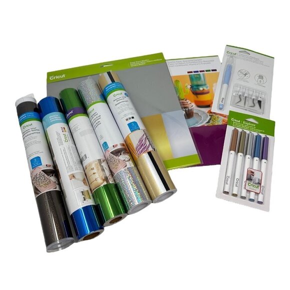 Cricut Lot Vinyl Cardstock Poster Board True Control Kit Pen Set Bundle Gift New - Picture 1 of 10